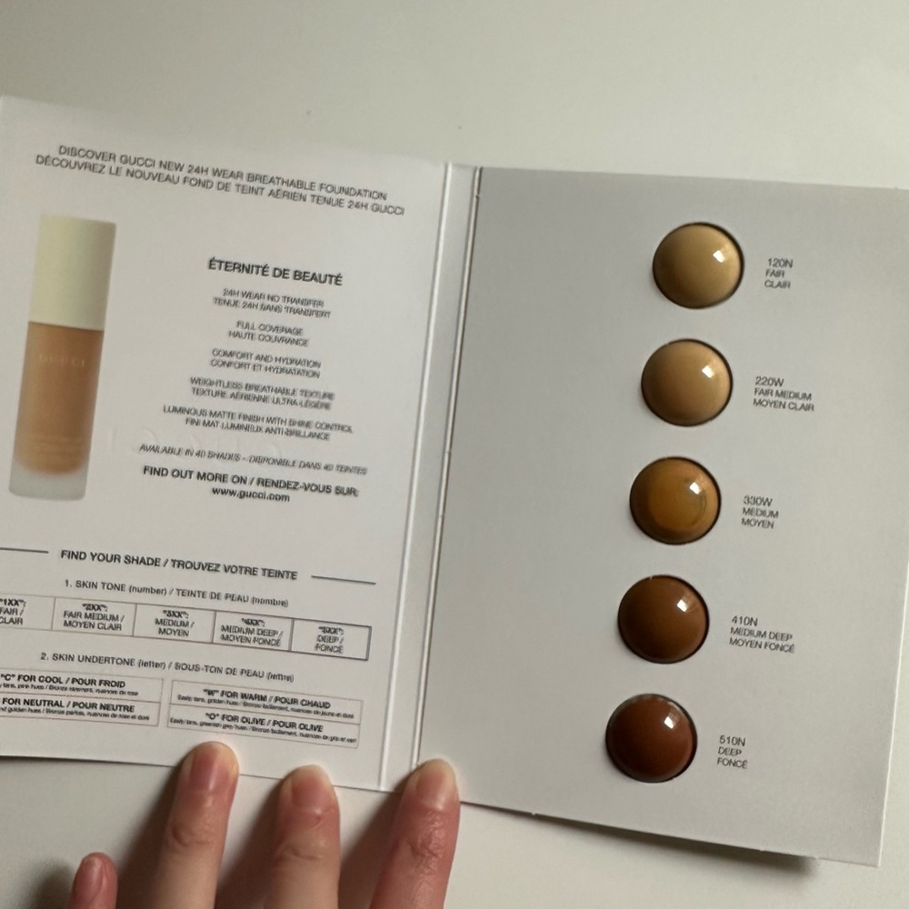 Gucci Éternité de Beauté Foundation Sample Set